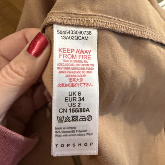 TopShop Women's Top‎ Size 6 Tank Tan Lucite Tortoise Ring Embellished V-Neck EUC - Picture 8 of 9